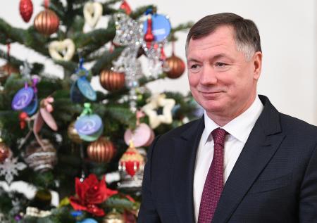 Зампред кабмина исполнил мечту 12-летнего участника акции «Ёлка желаний» 