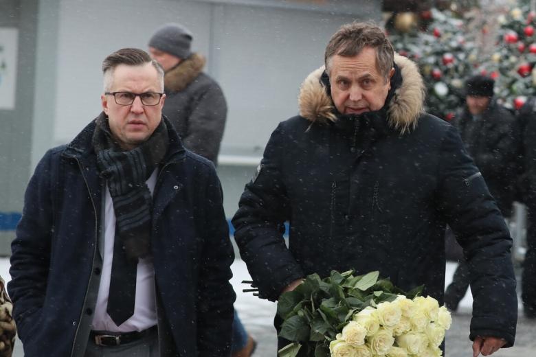 Актер Андрей Соколов (справа)