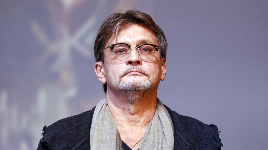 Осуждение коллег, борьба с фейками, СВО: где сейчас Александр Домогаров