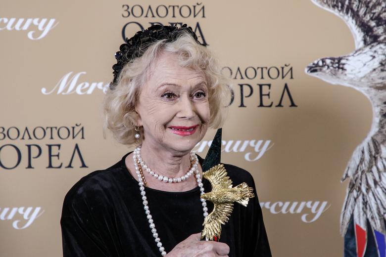 Светлана Немоляева