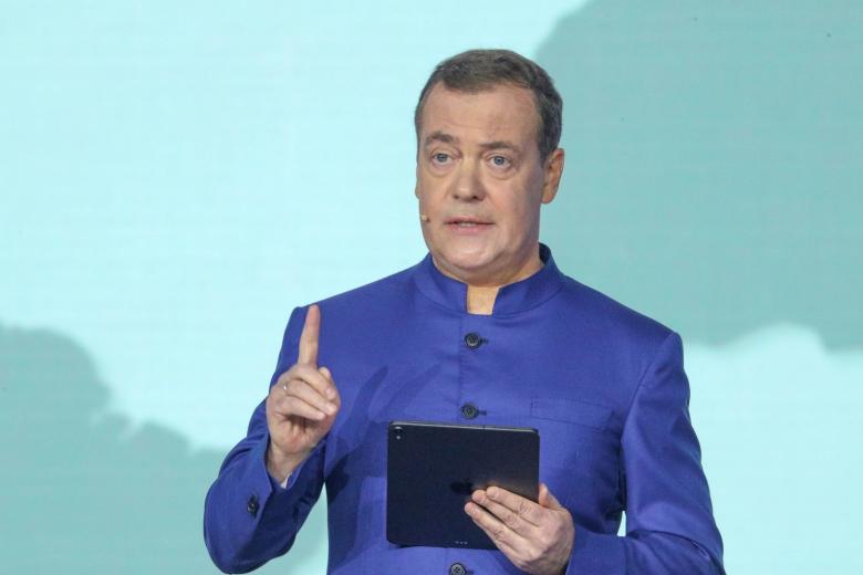 Дмитрий Медведев