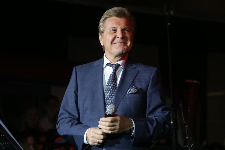 Лев Лещенко
