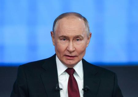 Путин разрешил призывать в армию в течение года