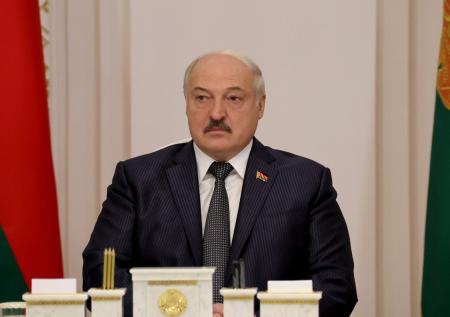 Лукашенко уравнял права украинцев и белорусов на территории страны