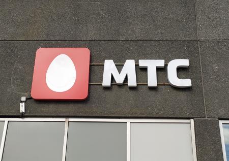 «Коммерсант»: МТС планирует приобрести онлайн-кинотеатр ivi 