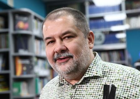 Лукьяненко отложил работу над последним «Дозором» на год