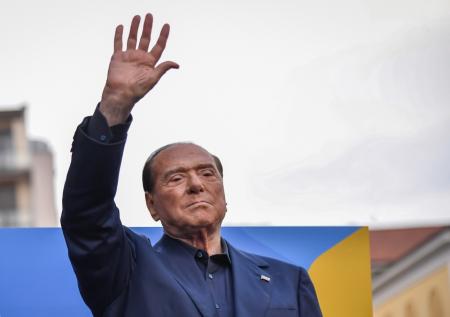 Берлускони завел TikTok и рассказал анекдот про Путина
