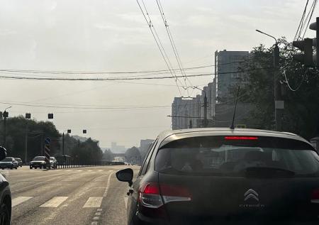 Смог от лесных пожаров в Свердловской области накрыл Челябинск