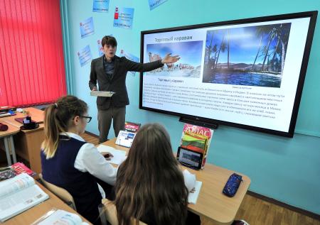 В Минпросвещения заявили, что все классные руководители получили допвыплаты