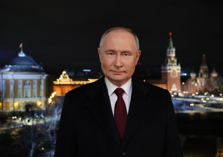 Стало известно, пользуется ли Путин суфлером на новогодних поздравлениях