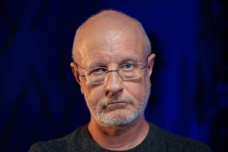 Бывший милиционер, переводчик и видеоблогер Дмитрий Пучков, известный как Гоблин