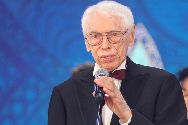 Александр Зацепин
