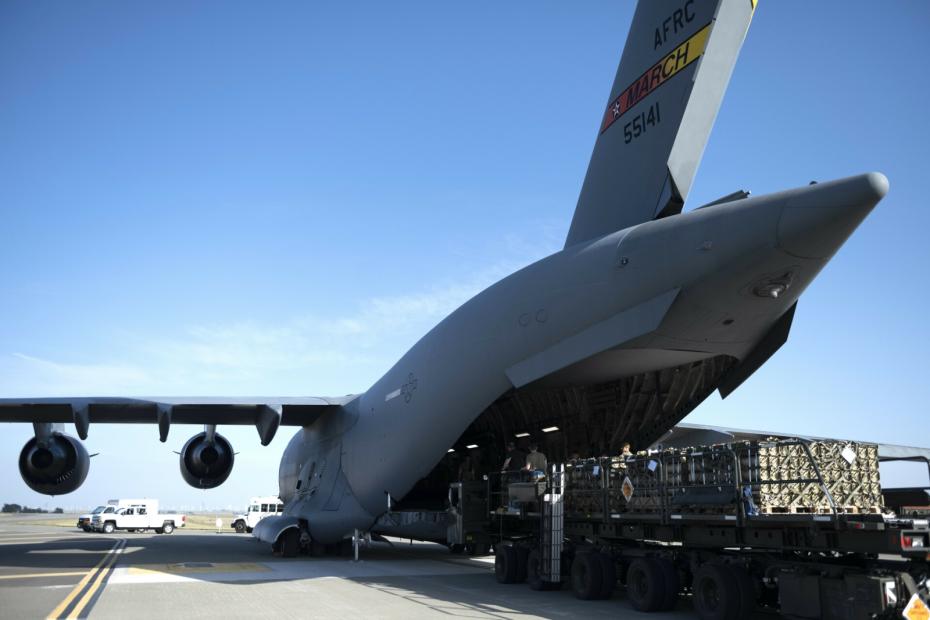 В США призвали приостановить военную помощь Египту после обвинений сенатору Менендесу