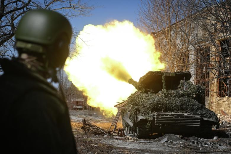 Танк Т-72 группировки войск «Центр» во время выполнения боевых задач специальной военной операции