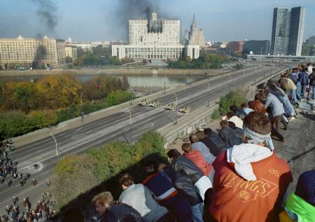 Война на улицах Москвы: как расстреляли Верховный Совет в 1993 году
