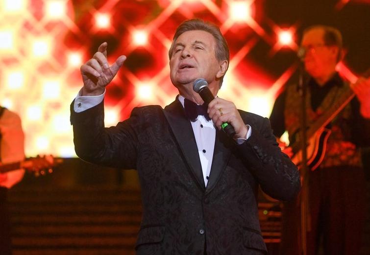 Лев Лещенко
