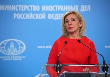 «Приятного аппетита»: Захарова о фотосессии главы музея голодомора в Киеве
