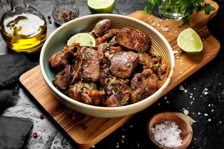 Куриная печень с луком