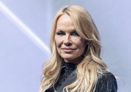 Памела Андерсон получила главную роль в проекте с Лиамом Нисоном