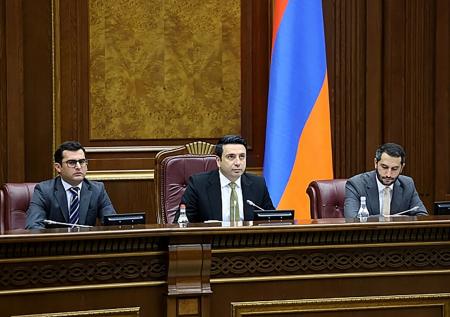 Армения присоединилась к МУС: арестуют ли Путина, что это значит для России