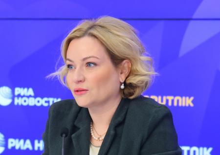 «Постоянно, давно, слаженно»: министр культуры России о создании агитбригад