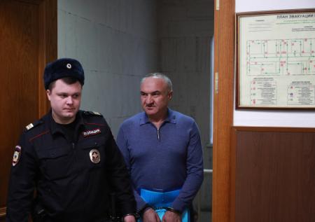 Против Арашукова-старшего возбудили ещё три уголовных дела
