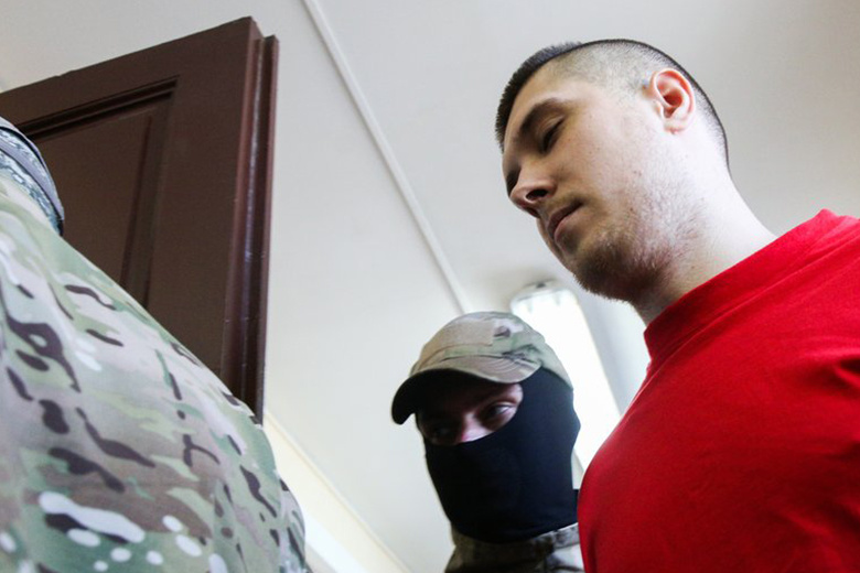 Рассмотрение в Лефортовском районном суде Москвы апелляционной жалобы на продление ареста украинским морякам, задержанным в Керченском проливе.