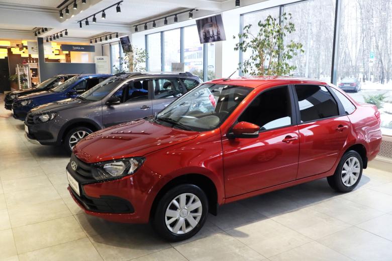 Продажа автомобилей марки Lada в автосалоне Lada в Москве