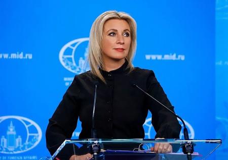Захарова отреагировала на обнаружение секретных бумаг в доме Байдена