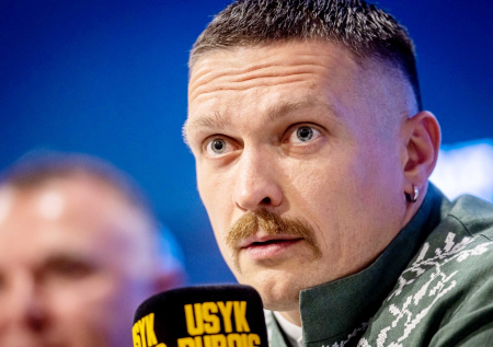 Именитый украинский боксер вступился за православное Рождество