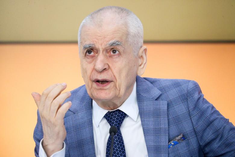 Геннадий Онищенко