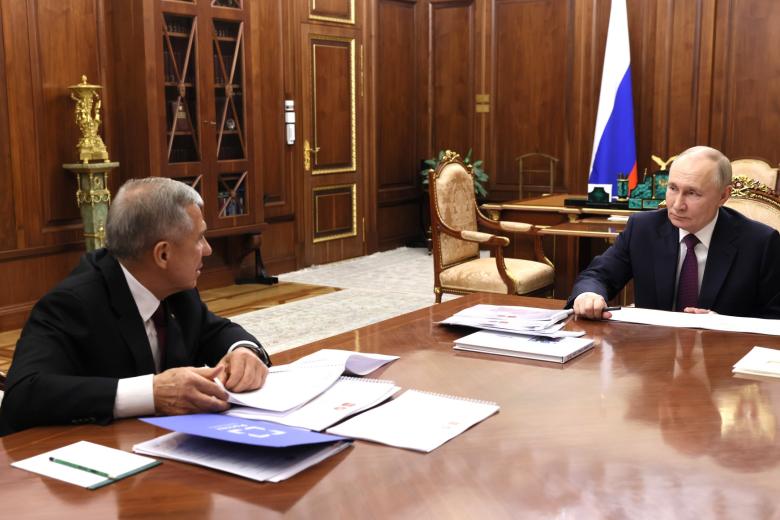 Владимир Путин на встрече с главой Республики Татарстан Рустамом Миннихановым