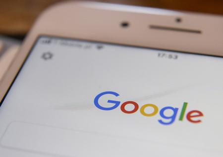 Google посвятил свой логотип Всемирному дню учителя