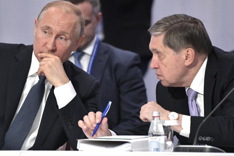 Владимир Путин и Юрий Ушаков