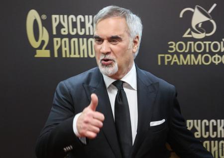 «Оградить граждан от шелудивых псов»: на Меладзе пожаловались генпрокурору