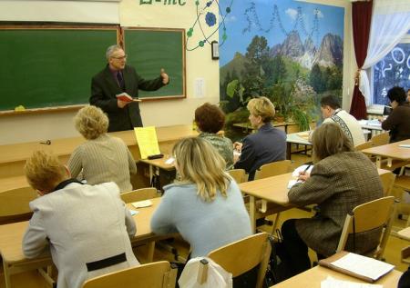 СК проверяет падение студентки из Китая из окна общежития 