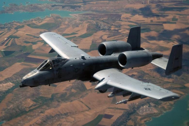 Штурмовик A-10 Thunderbolt II