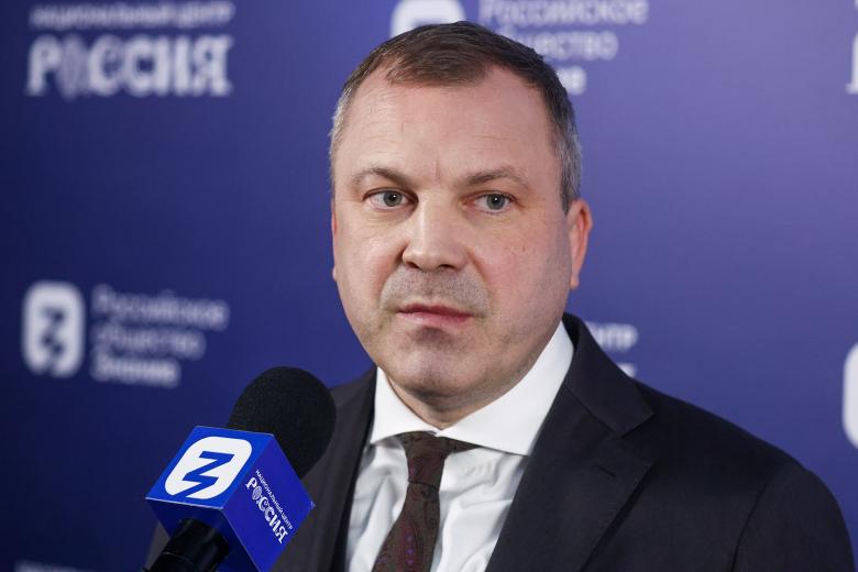 Евгений Попов