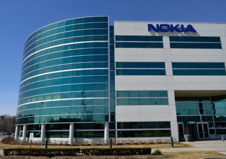 Уход Nokia с российского рынка назвали критическим для мобильных операторов