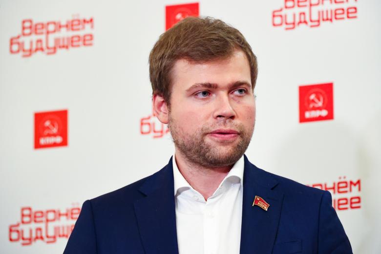 Леонид Зюганов