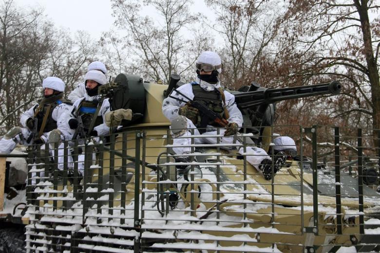 Украинские военные на линии соприкосновения в Донецкой области