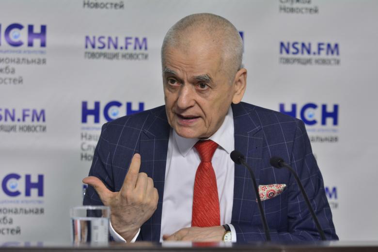 Геннадий Онищенко
