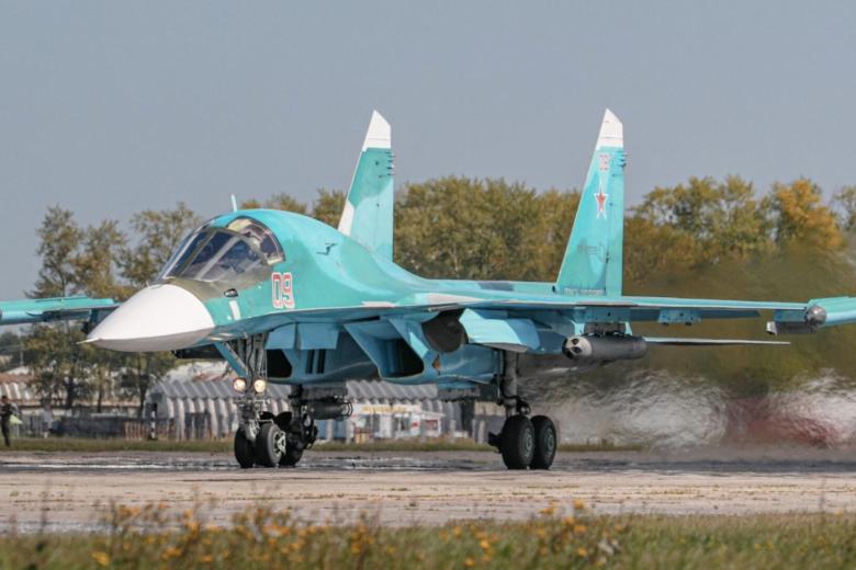 Истребитель Су-34 