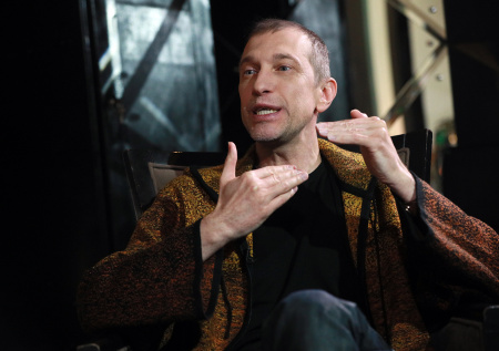 Соседов рассказал, как бороться со звездами-должниками