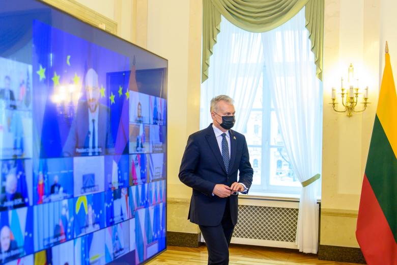 Гитанас Науседа