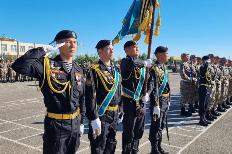 Военнослужащие регионального командования «Батыс»