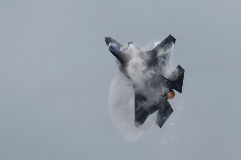  F35
