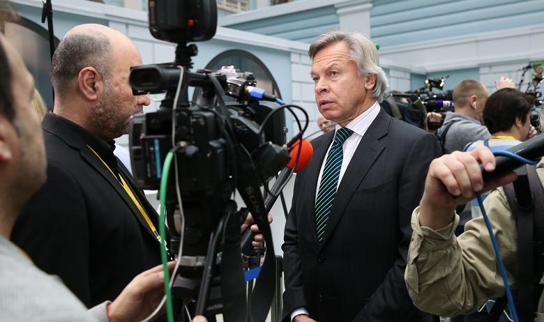 Сенатор Алексей Пушков