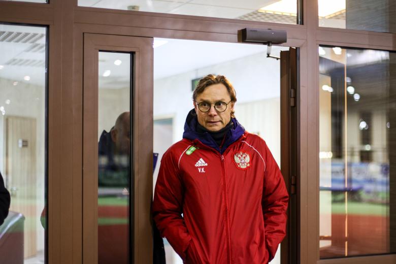 Валерий Карпин