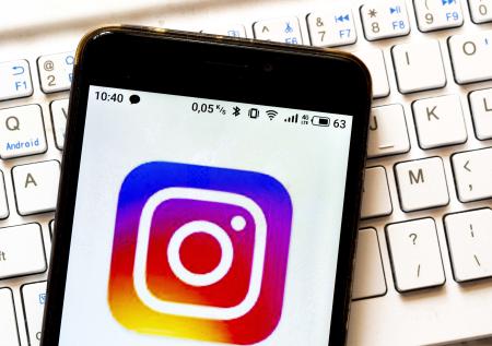 Мошенники обманули сотни человек в КБР с помощью Instagram